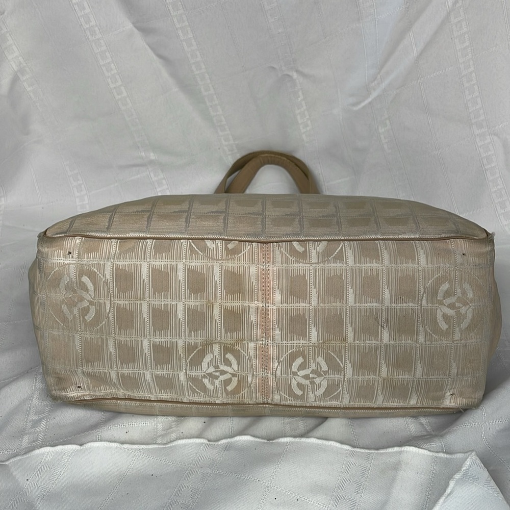 Chanel Travel Line CC Tote Bag Canvas Windowpane Shopper Beige Cream - Picture 8 of 17